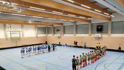 U17-Team West gegen Team Süd bei der  Floorball-Wintertrophy 2024 in Büttgen.                Bild: Marion Bund