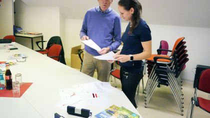 Haben gespannt die Ergebnisse der Vereinsumfrage ausgewertet: Sportkreisvorsitzender Jörg K. Wulf und Vorstandsmitglied Julia Tauber                Bild: Ralf Wächter