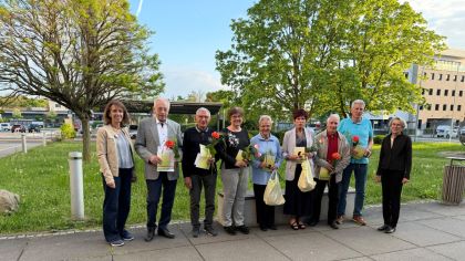 Auf dem Foto: Die Geehrten Sportler/Sportlerinnen, die das Sportabzeichen 25 -50mal erworben haben. Ulrike Andres (30x); Philipp Brunner (35x); Mandred Büttner (30x); Heinrich Dorndorf (40x), Heide Fürstenhöfer (50x), Heidrun Sparkul (50x); Franz Haberzettl (25x) sowie Heinrich Dorndorf für 30 Jahre Prüfertätigkeit und Dieter Laub für 40 Jahre Prüfertätigkeit. Nicht zur Ehrung anwesend sein konnten: Silvia Becker (35x), Cornelia Behr (25x), Gerhard Dörr (35x), Jürgen Peters (40x) und Daniele Wärner (30x)                Bild: Sportkreis GG