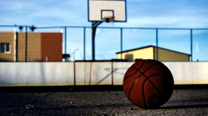 3x3-Basketball wird auf einem kleineren Feld mit drei Spielern pro Team gespielt – schnell, intensiv und mit hohem Tempo.Foto: Pixabay