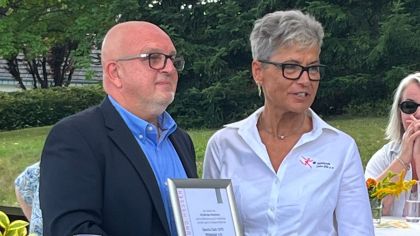 TC Mittenaar: Vorsitzender Stefan Kessler und Dunja Boch als Vertreterin des Sportkreises Lahn-Dill                Bild: Dunja Boch