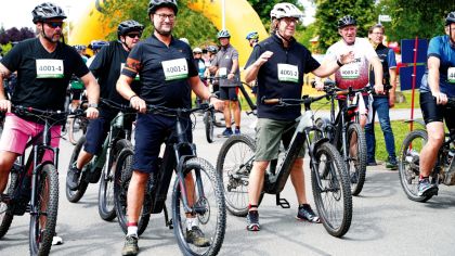 Der Radathlon in Massenhausen war ein spannendes Event – für Teilnehmende und Zuschauer*innen. Foto: Karl-Friedrich Böhle
