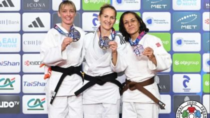 Anika Walldorf, links                Bild: IJF