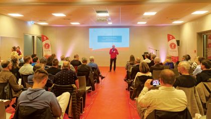 Im „Sparkasse Hanau Sportcampus“ der TG Hanau trafen sich die Vertreter*innen der hessischen Großvereine zu ihrer Jahrestagung. Foto: lsb h