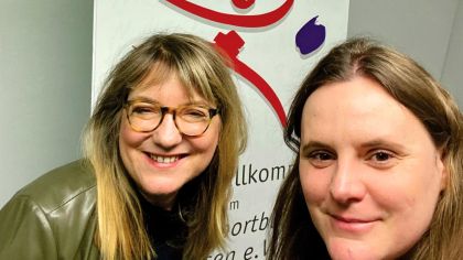 Sportjournalistin Sonja Pahl (links) mit Host Carolin Strohbehn während der Podcast-Aufnahme im lsb h. Foto: Sonja Pahl