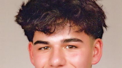 Lysander Papas absolviert sein Freiwilligenjahr bei der TG Schierstein. Foto: Papas