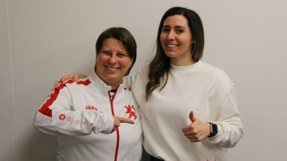 Links: Anna Polanska (die scheidende HFK Frauenreferentin), rechts: Vanessa Heise die neue im Präsidium                Bild: Martina Bier (HFK Pressereferentin) für den HFK