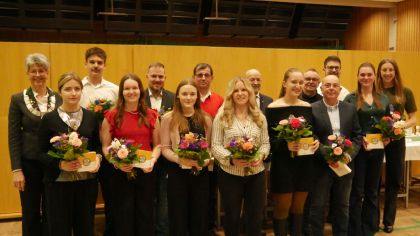 Die Sportler, die beim Jahresempfangs des Hess. Schützenverbandes geehrt wurden