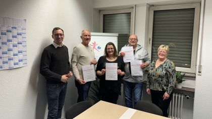 v.r.n.l. Florian Dinges, stellv. Vorsitzender, Sportkreis Main-Kinzig; Andreas Klingenberg, Freie Turnerschaft 06 Dörnigheim; Sigrid Knieps, TFC 1884 Steinheim e.V.; Bernd Hartmann, SV 1909 Somborn e.V.; Brigitte Senftleben, stellv. Vorsitzende, Sportkreis Main-Kinzig                Bild: Sportkreis Main-Kinzig e.V.