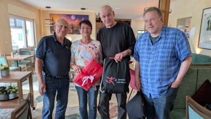 Ehrung der Teamer (von li. R. Koch, Bärbel Dobsza, Carlo Wiegand, Kurt Gehrmann)                Bild: Bärbel Dobsza