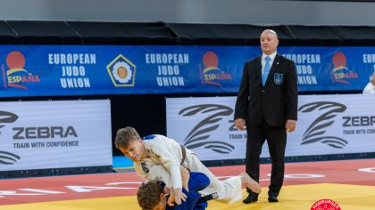 Man erkennt Aaron Keller bei einem Drop-Seoi-nage