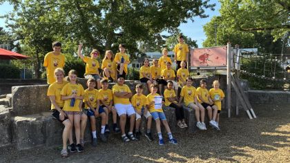 1. Platz - Bienenklasse der Grundschule Königstädten mit Klassenlehrerin Frau Weyrauch                Bild: Sportkreis GG