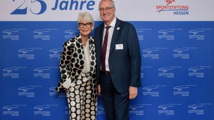 Ann Kathrin Linsenhoff - Vorstandsvorsitzende der Sportstiftung Hessen und Jens Uwe Münker - Abteilungsleiter Sport im Hessischen Ministerium für Familien, Senioren, Sport, Gesundheit und Pflege                Bild: Mike Wenski