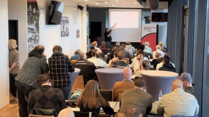 Netzwerktreffen Schule und Verein im VIP Raum im Auestadion Kassel                Bild: Lutz Mittermüller