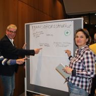 Auch Sportkreis und Fachdienst arbeiteten kräftig mit: von links Gerhard Gottmann, Uwe Steuber und Kerstin Mühlhausen.                 Bild: Lukas Goos