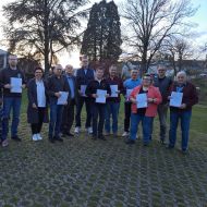 Foto von links nach rechts:
Marius Mohr, Zhivka Weigel, Sascha Weigel (alle PSV Michelstadt-Erbach), Susanna Ostheimer, Manfred Schneider (beide Judo-Club Erbach), Wolfgang Fröhlich, Uwe Stein (GSV Breitenbrunn), Rainer Hoppmann (VC Erbach), Thomas Kreß (TC Mossautal), Daniel Weber (TC Michelstadt), Diana Büchner (TSV Hainstadt), Jörg Meyer (ORV Erbach), Jürgen Göttmann (KSV Reichelsheim)
                Bild: Sportkreis Odenwald