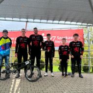 BMX-Landeskader Hessen
 Fachwart Carsten Rövenstrunk, Janne Wagner,
Daniel Schlang, Joshua Petzold, Bosse Schmidts, Jonas Mavrin                Bild: Michael Wagner