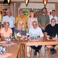 Im Cluhaus der Usinger TSG haben sich die Vereinsvertreter und Vorstandmitglieder des Sportkreises Hochtaunus zu einem interessanten Informationsabend getroffen.                 Bild: Gerhard Strohmann