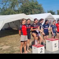 Die Frauen-Siegerteams der Regionalliga Mitte 2024 mit v.l. EOSC Offenbach, Triathlon Team DSW Darmstadt und MTV Kronberg.                Bild: Katharina Brosch
