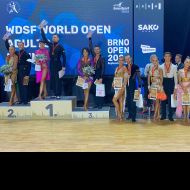 Die Siegerehrung des World Open Latin-Turniers in Brno                Bild: Lars Keller