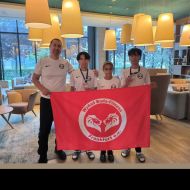 Das erfolgreiche Team aus Frankfurt mit Trainer (von links): Abdelaziz Fakkar, Thavann Thong, Wafa Charrad, Hayden Khin.
                Bild: Abdelaziz Fakkar