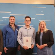 Sportkreis Vorsitzender Dr. Eckardt Stein (li.) gratuliert ganz herzlich Daniel-Sebastian Tippelt (2. v. re.) von der TGS Walldorf 1896 e.V. (TGS) neben dem 2. Vorsitzenden des Aikido-Verbands Hessen e.V. (2. v. li.) Michael Helbing und Andreas Kreuzer Vizepräsident Wirtschaft & Finanzen der TGS sowie der Sportministerin Diana Stolz (re.).
                Bild: Andreas Kreuzer, Vorstand TGS Walldorf