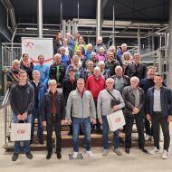 30 Laptops, gespendet von der Firma CGI, wurden an die überaus engagierten Prüferinnen und Prüfer des Deutschen Sportabzeichens im Sportkreis Offenbach übergeben                Bild: Sportkreis Offenbach e.V.