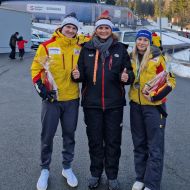 Drei zufriedene Frankfurt Adler-Träger im Erzgebirge, Christoph Peth, Erica Fischbach, Mira Baus                Bild: Erica Fischbach