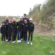 Team Hessen der Mädchen 
v.l.n.r.: Frizzi Lang, Lia Yoon, Clara Lindemann, Sophia Leininger, Lilian Wu, Anne-Sophie Hartmann mit Verena Scholz und Serkal Aydin                Bild: Marc vom Hagen