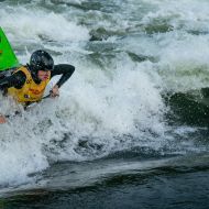 Sebastian Nelle im offenen Canadier (OC1).                Bild: Peter Holcomb