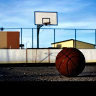 3x3-Basketball wird auf einem kleineren Feld mit drei Spielern pro Team gespielt – schnell, intensiv und mit hohem Tempo.Foto: Pixabay