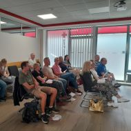 Teilnehmer bei 1.Hilfe Kurs im DRK Haus Kassel über den Sportkreis Region Kassel e.V.                Bild: Sabine Stiehl