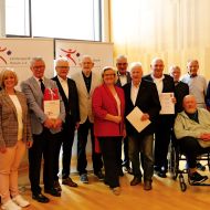 Die ausgezeichneten Ehrenmitglieder und das Präsdium des Landessportbundes. Fotos: Markus Wimmer                Bild: lsb h
