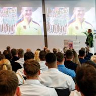 Die Sportfördergruppe der Hessischen Polizei erleichtert es Athlet*innen Leistungssport und Berufseinstieg unter einen Hut zu bringen. Foto: HMdIS