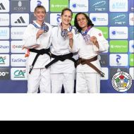 Anika Walldorf, links                Bild: IJF