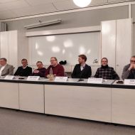 Fraktionsvertreter diskutieren zum Thema Sport und Ehrenamt                Bild: Andreas-Michael Elsner