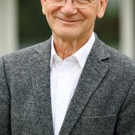 Hans Böhl ist seit rund 25 Jahren Vorsitzender des Sportkreises Main-Taunus.Foto: Matthias Knapp