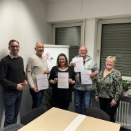 v.r.n.l. Florian Dinges, stellv. Vorsitzender, Sportkreis Main-Kinzig; Andreas Klingenberg, Freie Turnerschaft 06 Dörnigheim; Sigrid Knieps, TFC 1884 Steinheim e.V.; Bernd Hartmann, SV 1909 Somborn e.V.; Brigitte Senftleben, stellv. Vorsitzende, Sportkreis Main-Kinzig                Bild: Sportkreis Main-Kinzig e.V.