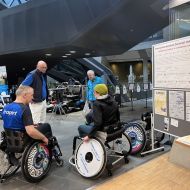 Die Rollstuhlhandballer "Heiner-Rollis" der VSG Darmstadt 1949 sind bei der Mobilitätsmesse mit dabei.                Bild: SKDADI