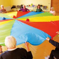 Gemeinsam Sport treiben schafft Lebensfreude – auch im hohen Alter.Foto: Bildungsakademie