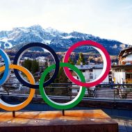 Bei den Olympischen Winterspielen in Mailand und Cortina d‘Ampezzo löste der Ausschluss des ukrainischen Skeleton-Athleten Wladyslaw Heraskewytsch eine Debatte dazu aus, wie politische Neutralität im Sport auszulegen ist.Foto: Shutterstock
