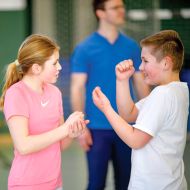 Am Infostand des Projektes „Move Queer“ konnten Interessierte ins Gespräch kommen.Foto: SJH/Alexandra Faulhaber