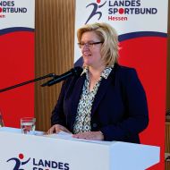 LSBH-Präsidentin Juliane Kuhlmann appellierte auf dem Hauptausschuss, noch mehr den Dialog mit den Vereinen zu suchen. Dem Präsidium gehört seit Ende 2025 Ulrike Ristau an, die von den Delegierten im Amt bestätigt wurde.Fotos: LSBH