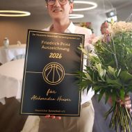 Lehrer/Trainerin Aleksandra Heuser (ehemals Kojic) gehört zu den erfolgreichsten Trainerinnen in Deutschland                Bild: Eberhard Spissinger