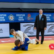 Man erkennt Aaron Keller bei einem Drop-Seoi-nage