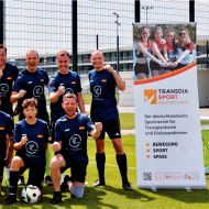 Zuversichtlich: Das deutsche Team um den Frankfurter Lars Weddige (obere Reihe, 2. von links) während der Vorbereitung auf dem Campus des Deutschen Fußball-Bundes (DFB) in Frankfurt.Foto: Privat