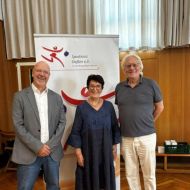 v.l.n.r.: Referent Ralf Haberski
Doris Lochmüller, Beauftragte Seniorensport Sportkreis Gießen
Prof. Dr. Heinz Zielinski, 1. Vorsitzender Sportkreis Gießen                Bild: Christine Preuß