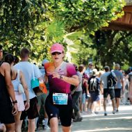 Die 22-jährige Lili Kramer träumt von einer Profikarriere als Triathletin. Bis vor wenigen Jahren war sie erfolgreich als Leistungsschwimmerin unterwegs gewesen, ehe sie an einer Magersucht erkrankte und aus ihrer Trainingsgruppe geworfen wurde.
Foto: Kai Krämer