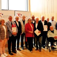 Auf dem Sportbundtag des Landessportbundes zeichnet das Präsidium Ehrenmitglieder aus. Dies ist eine bewährte Form, Wertschätzung auszudrücken. Foto: LSBH/maw Bild: lsb h