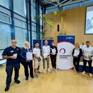 Die Trainer*innen und Nachwuchstrainer*innen des Jahres freuen sich über ihre Auszeichnung. Dotiert ist der Preis des Fachbeirats Trainer mit 1.500, 1.000 und 500 Euro.Foto: LSBH